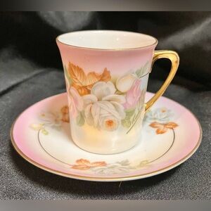 Royal Rudolstadt Handpainted by F. Kahn Chocolate Teacup Saucer 22Kt Gold Trim